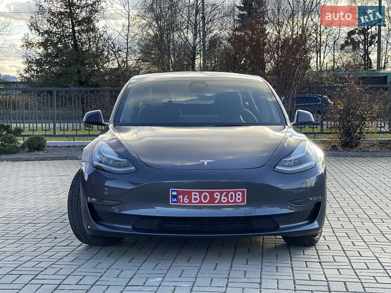 Седан Tesla Model 3 2022 в Львове фото 10 Седан Tesla Model 3 2022 в Львове