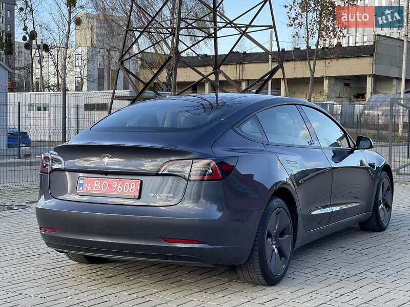 Седан Tesla Model 3 2022 в Львове фото 12 Седан Tesla Model 3 2022 в Львове