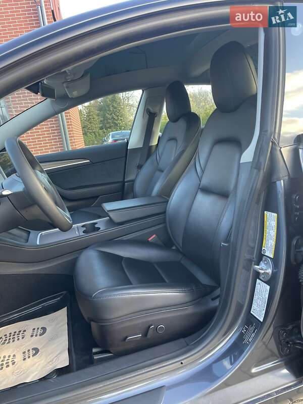 Седан Tesla Model 3 2022 в Львове фото 27 Седан Tesla Model 3 2022 в Львове