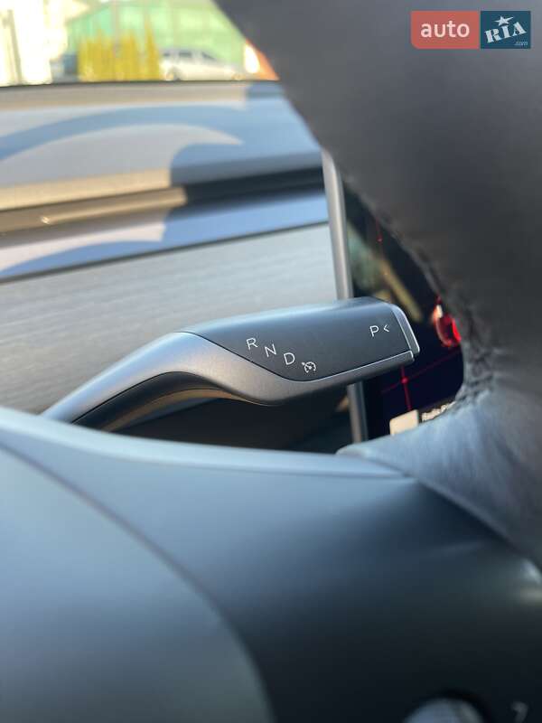 Седан Tesla Model 3 2022 в Львове фото 32 Седан Tesla Model 3 2022 в Львове