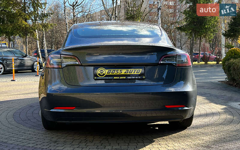 Седан Tesla Model 3 2018 в Львове фото 7 Седан Tesla Model 3 2018 в Львове