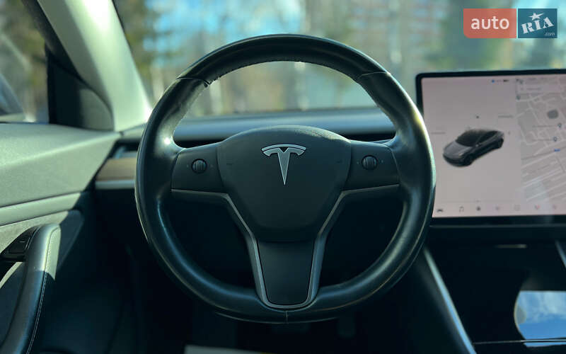 Седан Tesla Model 3 2018 в Львове фото 11 Седан Tesla Model 3 2018 в Львове