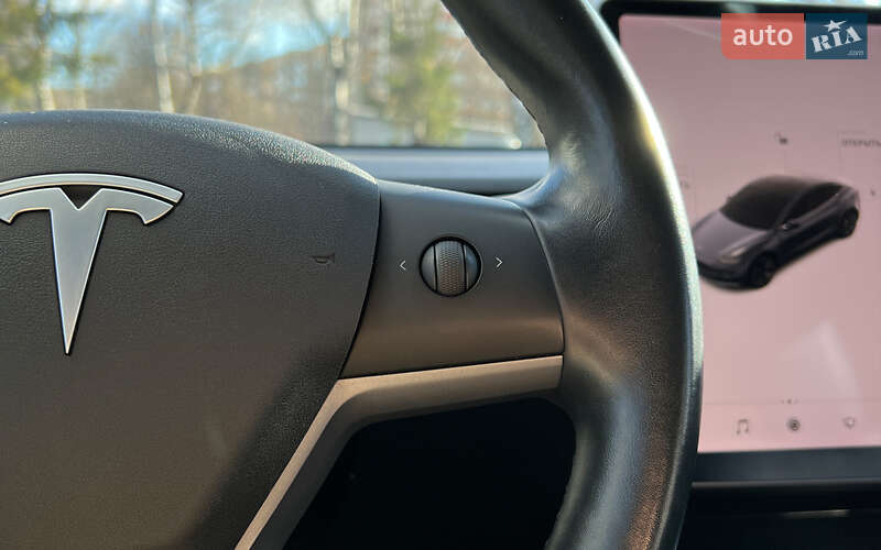 Седан Tesla Model 3 2018 в Львове фото 34 Седан Tesla Model 3 2018 в Львове