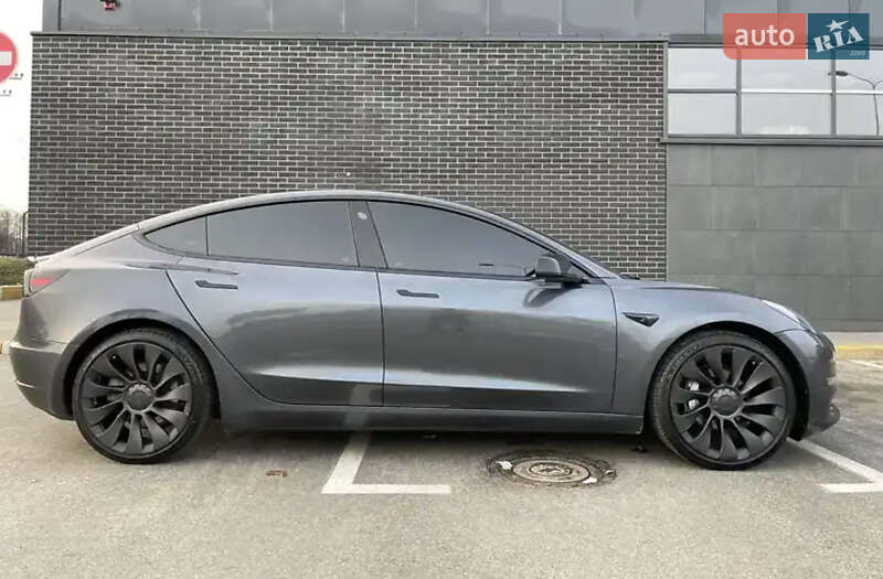 Седан Tesla Model 3 2019 в Тернополе фото 15 Седан Tesla Model 3 2019 в Тернополе