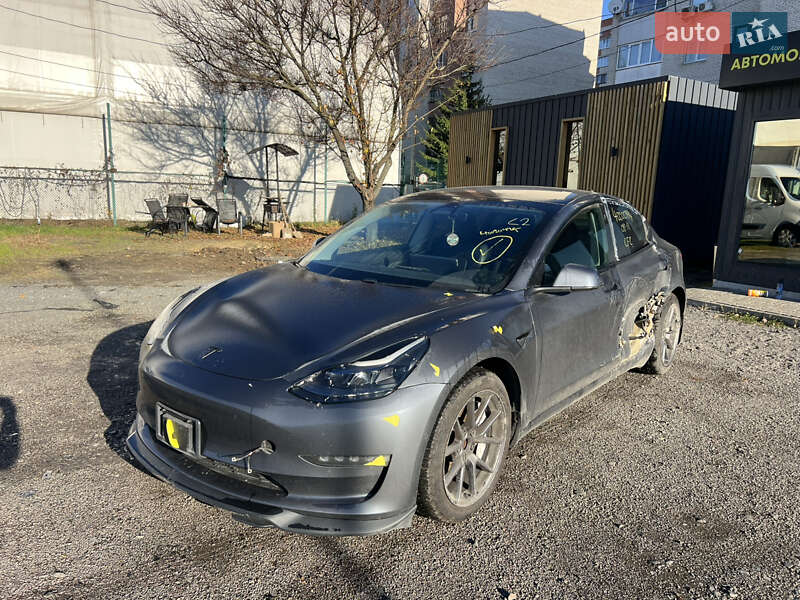 Седан Tesla Model 3 2021 в Луцьку