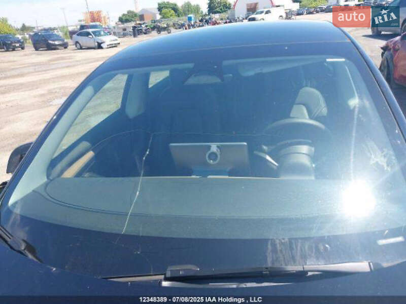 Седан Tesla Model 3 2023 в Одесі