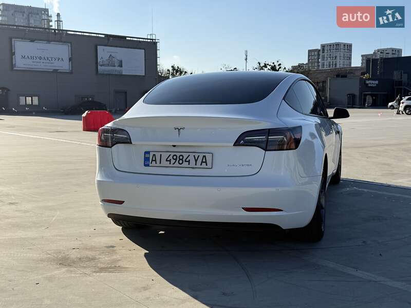 Седан Tesla Model 3 2022 в Киеве фото 7 Седан Tesla Model 3 2022 в Киеве