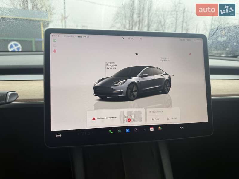 Седан Tesla Model 3 2022 в Киеве