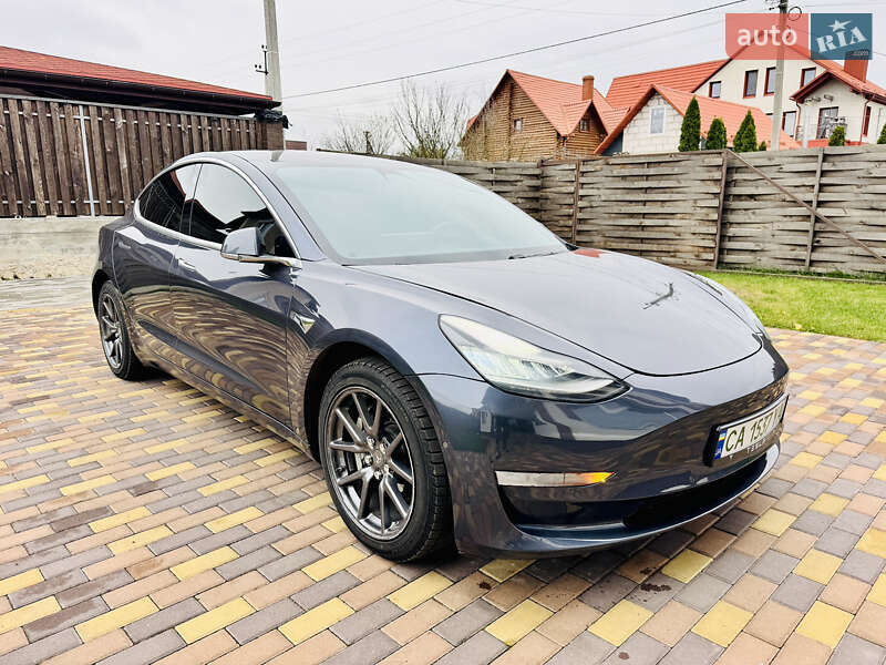 Седан Tesla Model 3 2020 в Києві фото 3 Седан Tesla Model 3 2020 в Києві