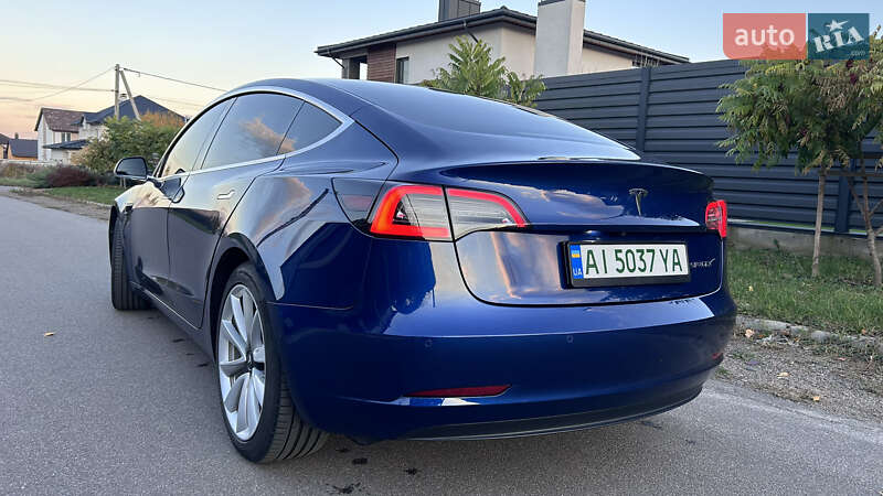 Седан Tesla Model 3 2019 в Киеве фото 12 Седан Tesla Model 3 2019 в Киеве