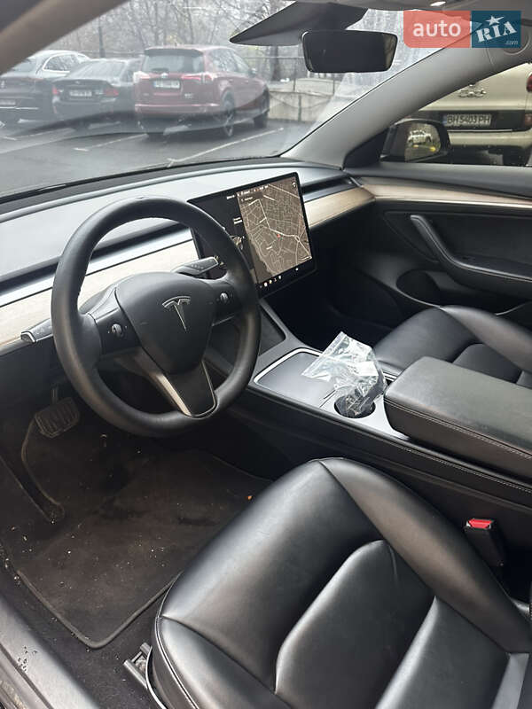 Седан Tesla Model 3 2021 в Одессе