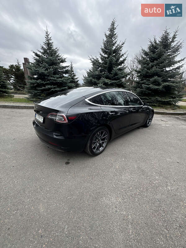 Седан Tesla Model 3 2018 в Бродах фото 3 Седан Tesla Model 3 2018 в Бродах