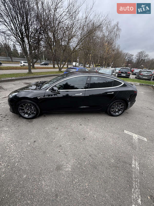 Седан Tesla Model 3 2018 в Бродах фото 8 Седан Tesla Model 3 2018 в Бродах