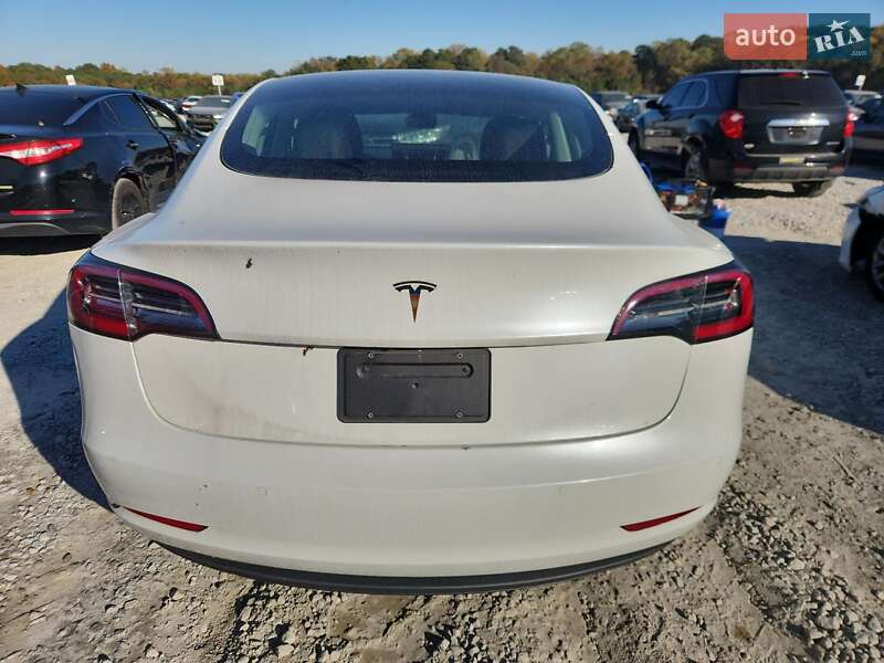 Седан Tesla Model 3 2019 в Івано-Франківську