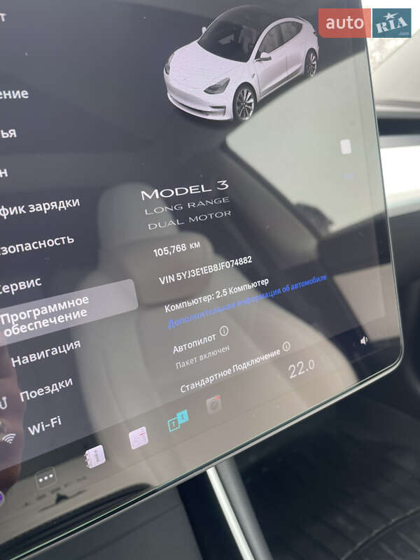Седан Tesla Model 3 2018 в Львове