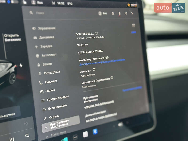 Седан Tesla Model 3 2020 в Ровно