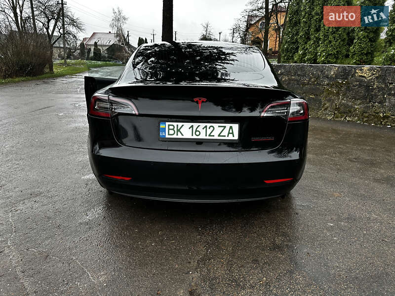 Седан Tesla Model 3 2019 в Збараже фото 10 Седан Tesla Model 3 2019 в Збараже