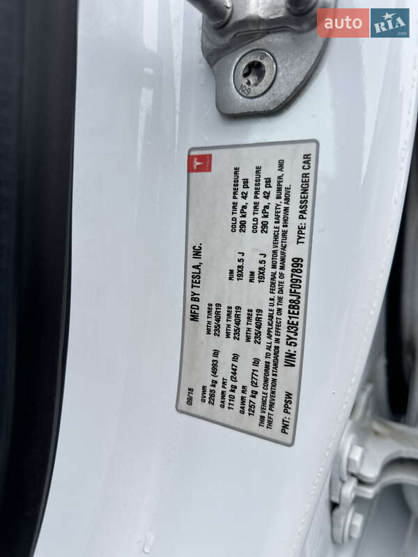 Седан Tesla Model 3 2018 в Владимире