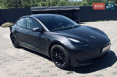 Седан Tesla Model 3 2023 в Полтаві