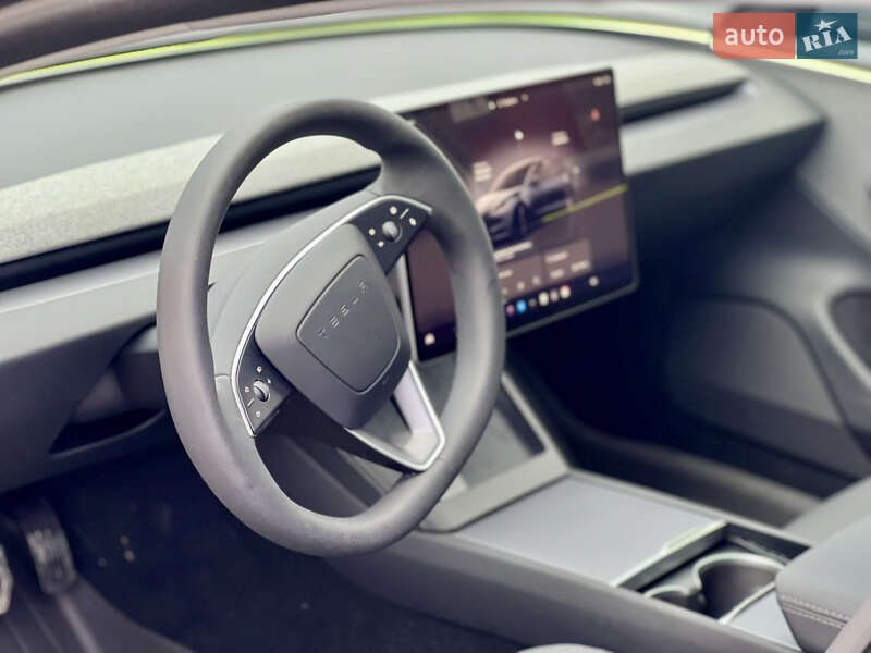 Седан Tesla Model 3 2025 в Киеве фото 15 Седан Tesla Model 3 2025 в Киеве