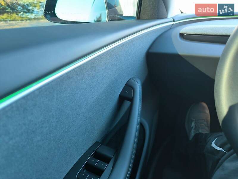 Седан Tesla Model 3 2024 в Коломиї фото 10 Седан Tesla Model 3 2024 в Коломиї