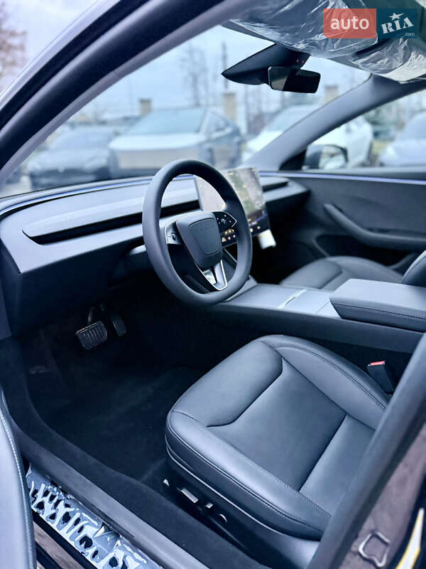 Седан Tesla Model 3 2024 в Виннице фото 23 Седан Tesla Model 3 2024 в Виннице