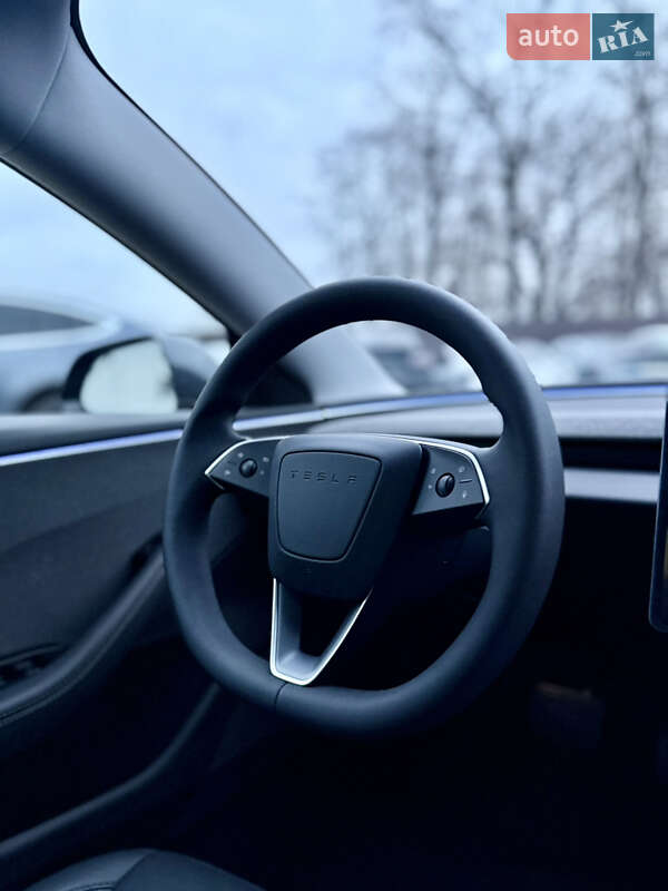 Седан Tesla Model 3 2024 в Виннице фото 27 Седан Tesla Model 3 2024 в Виннице