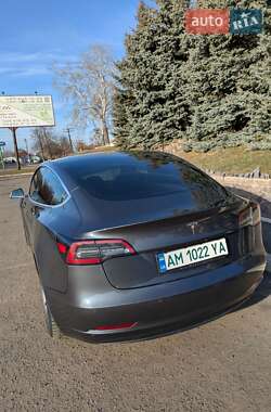 Седан Tesla Model 3 2019 в Полтаве