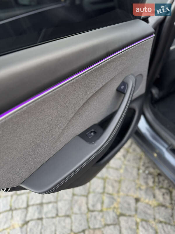 Седан Tesla Model 3 2024 в Софиевской Борщаговке