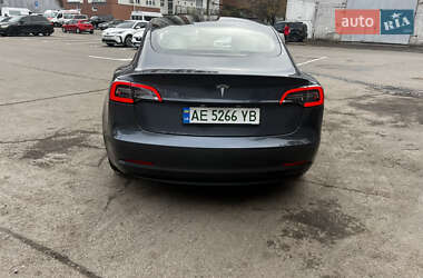 Седан Tesla Model 3 2023 в Дніпрі