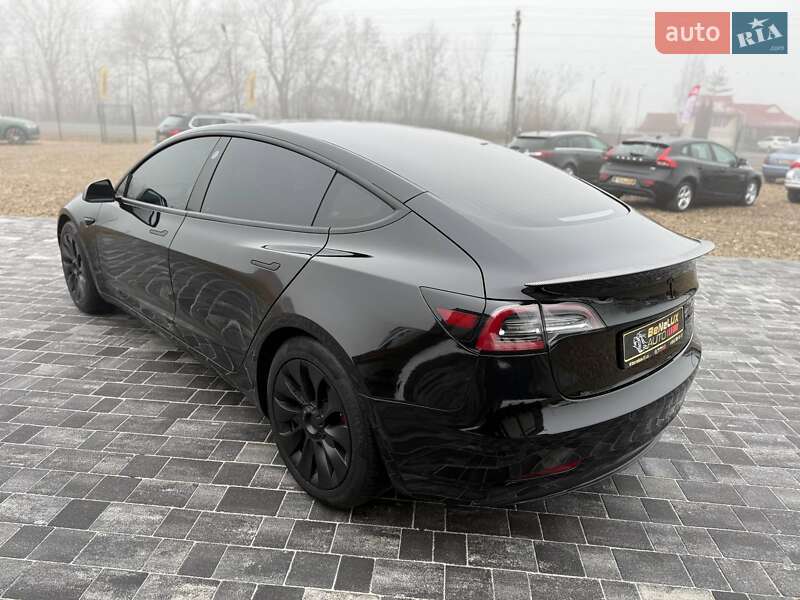 Седан Tesla Model 3 2018 в Коломые