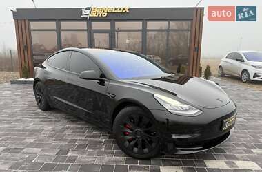 Седан Tesla Model 3 2018 в Коломые