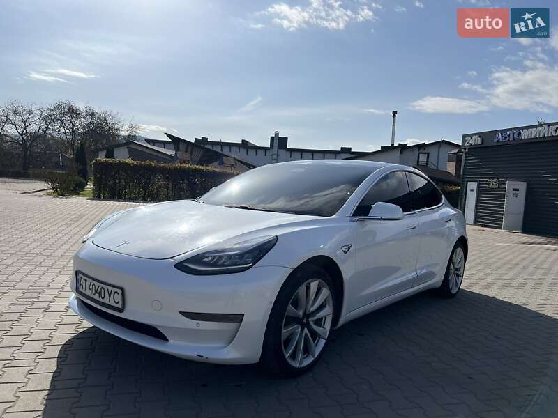 Седан Tesla Model 3 2019 в Косове фото 5 Седан Tesla Model 3 2019 в Косове