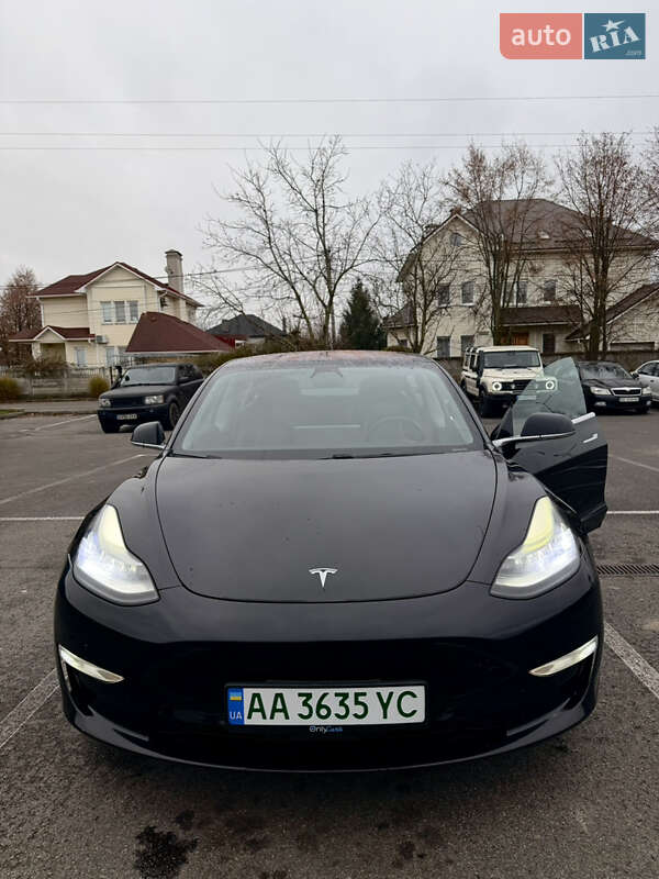 Седан Tesla Model 3 2018 в Киеве фото 3 Седан Tesla Model 3 2018 в Киеве