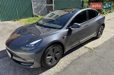 Седан Tesla Model 3 2023 в Вінниці