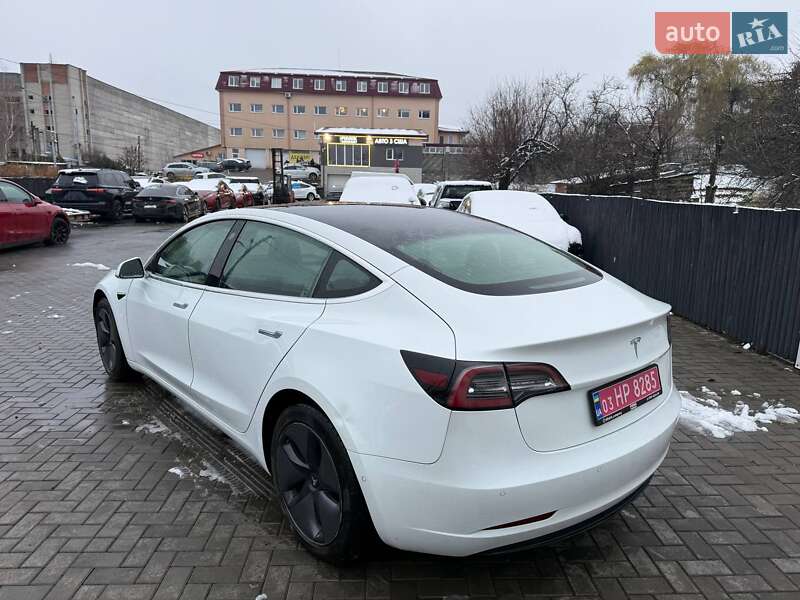 Седан Tesla Model 3 2018 в Луцьку