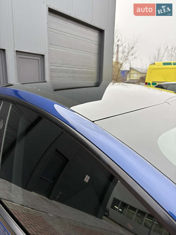 Седан Tesla Model 3 2024 в Львове