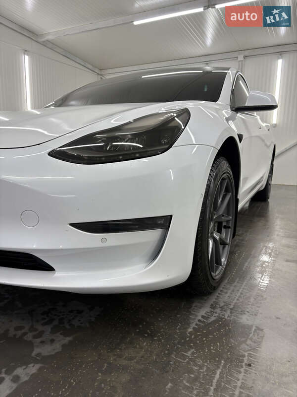 Седан Tesla Model 3 2021 в Лановцах фото 5 Седан Tesla Model 3 2021 в Лановцах