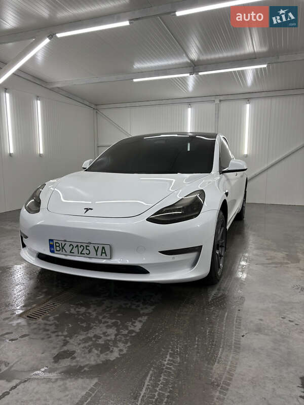 Седан Tesla Model 3 2021 в Лановцах фото 7 Седан Tesla Model 3 2021 в Лановцах