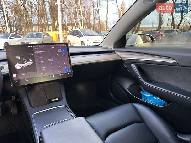 Седан Tesla Model 3 2022 в Чернигове фото 20 Седан Tesla Model 3 2022 в Чернигове