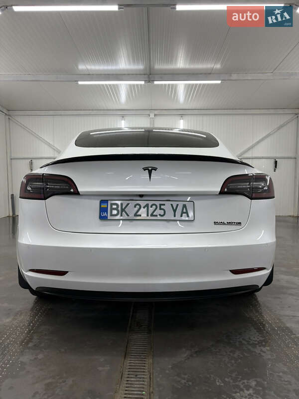 Седан Tesla Model 3 2021 в Лановцах фото 53 Седан Tesla Model 3 2021 в Лановцах