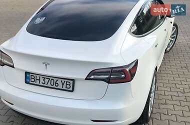 Седан Tesla Model 3 2021 в Одесі