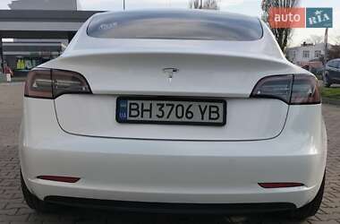 Седан Tesla Model 3 2021 в Одесі