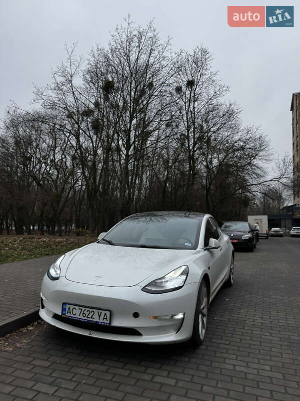 Tesla Model 3 2019 Tesla Model 3 2019