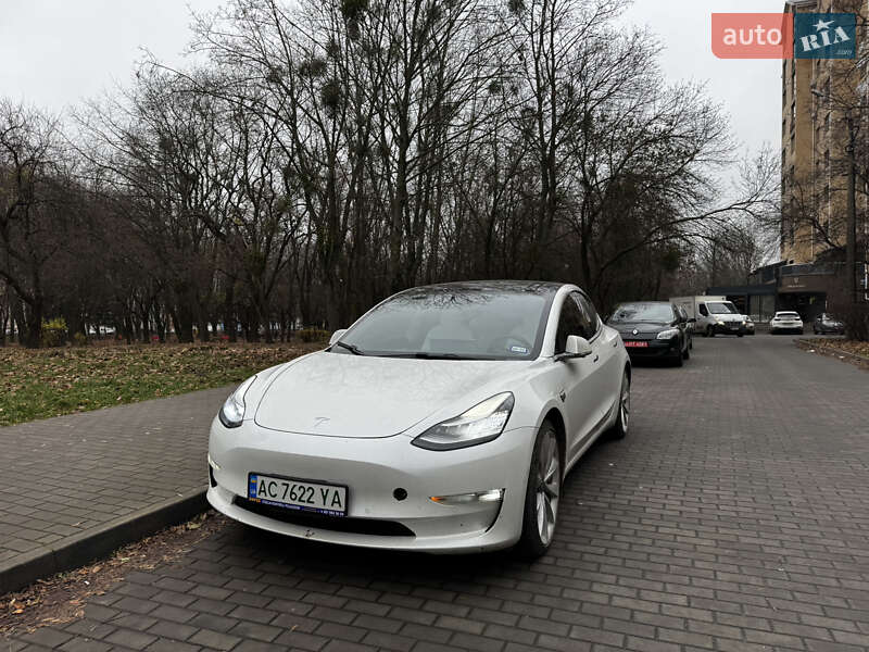 Седан Tesla Model 3 2019 в Луцке фото 2 Седан Tesla Model 3 2019 в Луцке