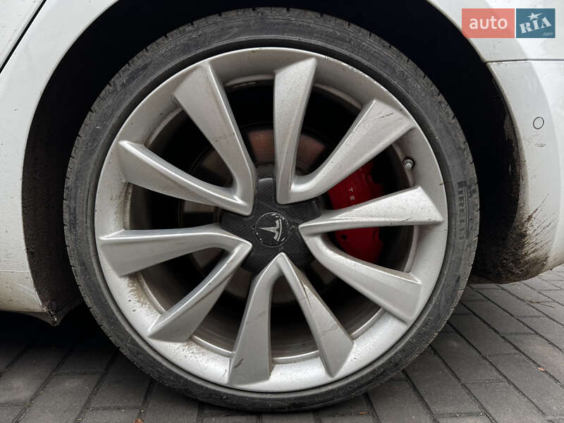 Седан Tesla Model 3 2019 в Луцке фото 11 Седан Tesla Model 3 2019 в Луцке