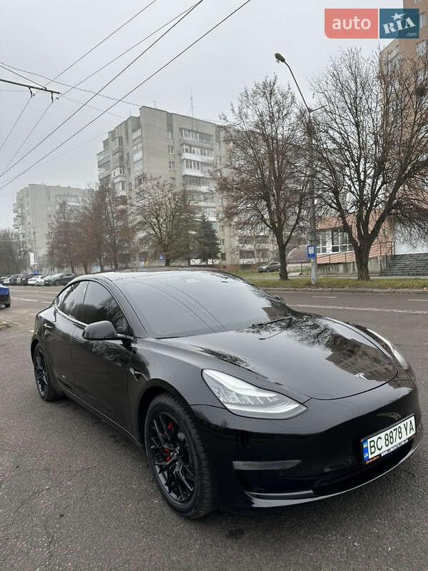 Седан Tesla Model 3 2019 в Львове фото 7 Седан Tesla Model 3 2019 в Львове