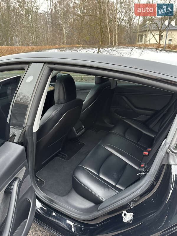 Седан Tesla Model 3 2019 в Львове фото 16 Седан Tesla Model 3 2019 в Львове
