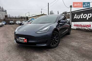 Седан Tesla Model 3 2022 в Запорожье