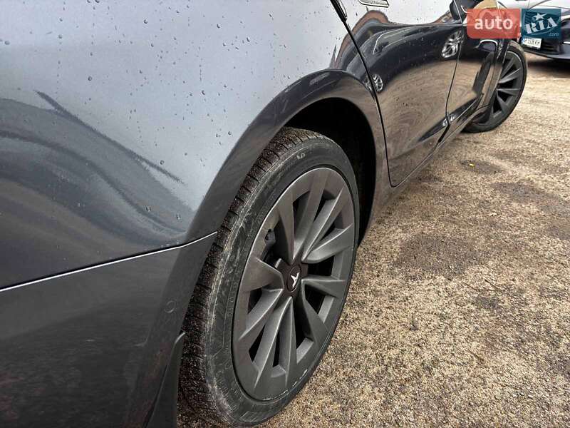 Седан Tesla Model 3 2022 в Запорожье